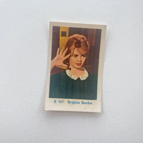 Brigitte Bardot — 1960 B #107