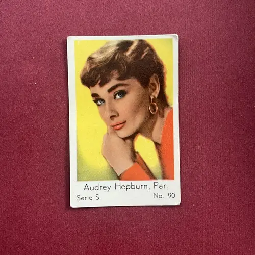 Audrey Hepburn — 1957 Serie S #90
