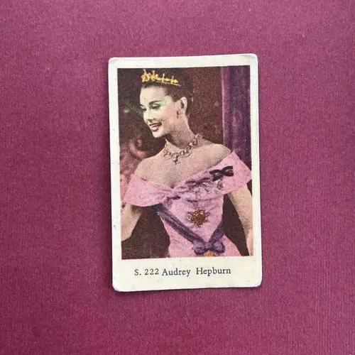 Audrey Hepburn — 1957 S #222