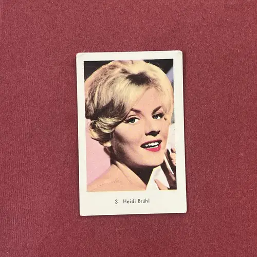 Heidi Brühl — 1964 Mycket små nummer till vänster - mjukare papp #3