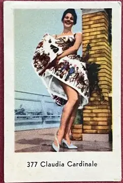 Claudia Cardinale — 1963 Numbered Set 4 (301-451) #377